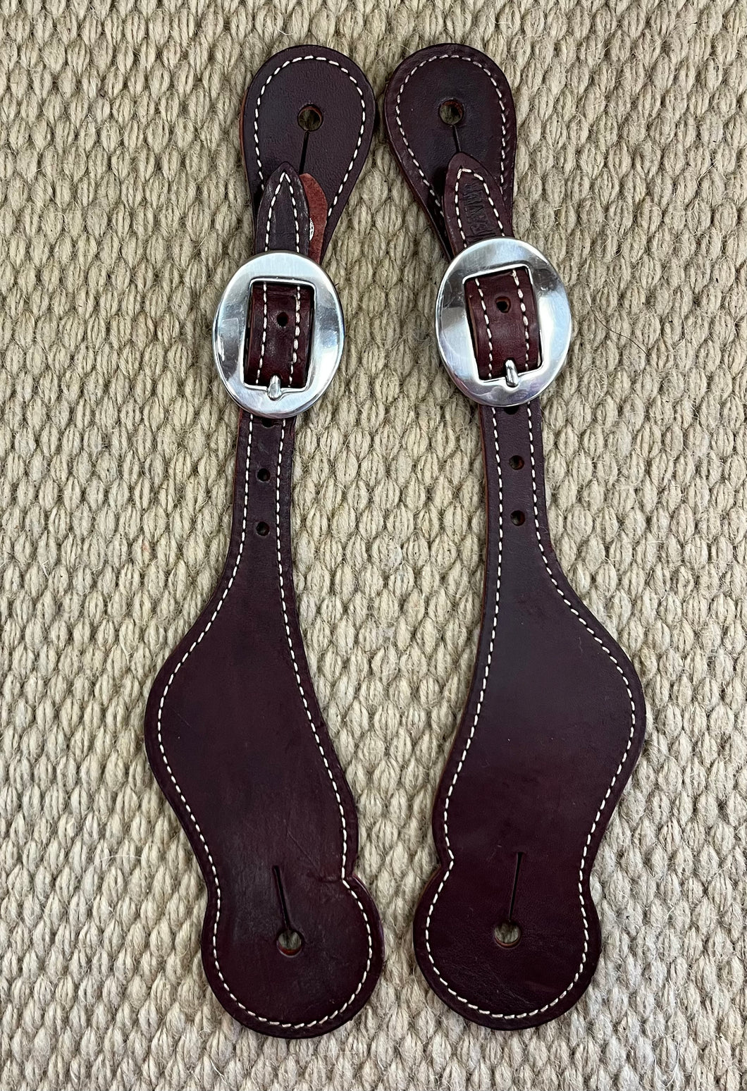 Spur Straps - SPS114 - Weaver Ladies Shaped Burgundy Latigo