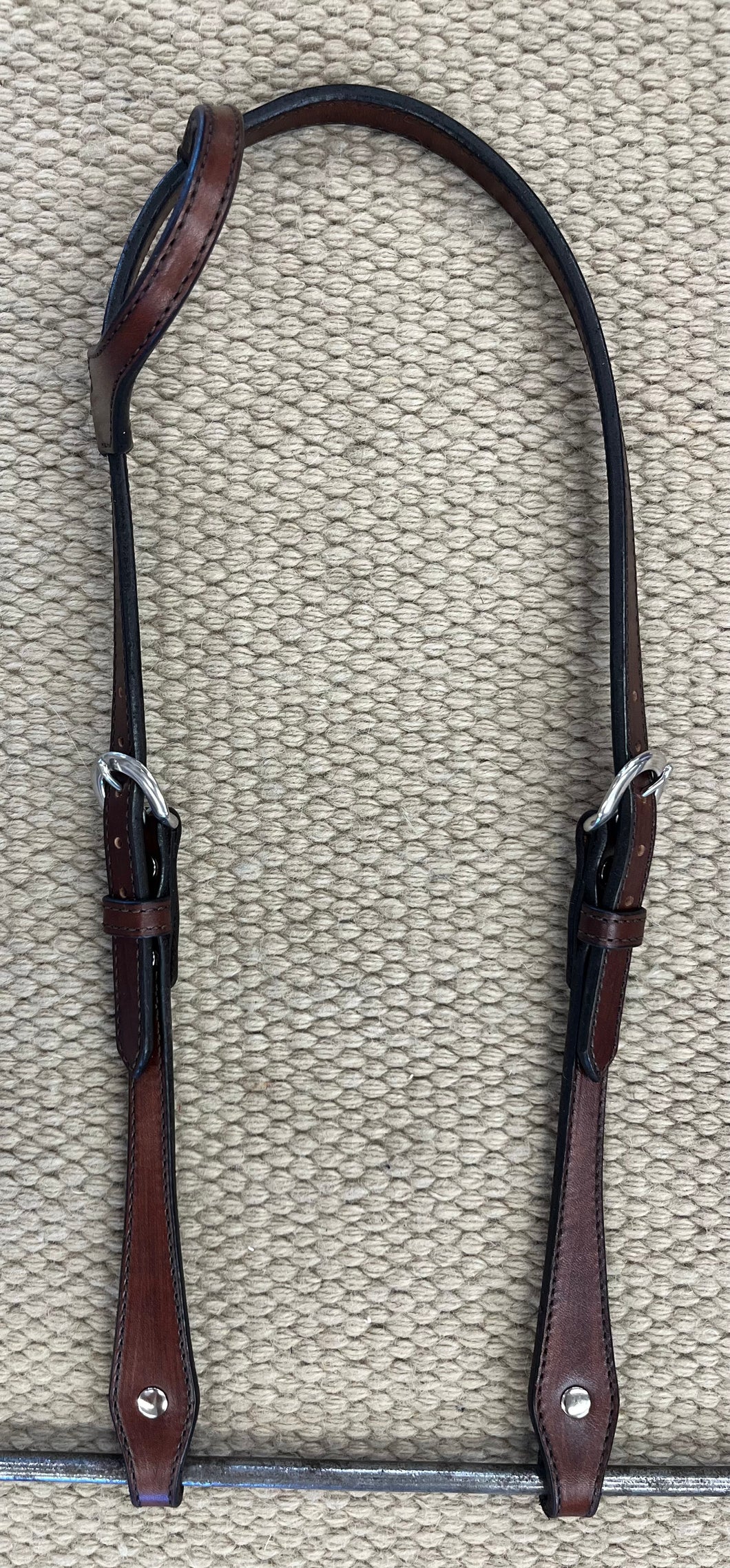 Headstall - HS328 - 5/8” Sierra Way Sliding Ear Plain Brown w/ Shaped Cheeks