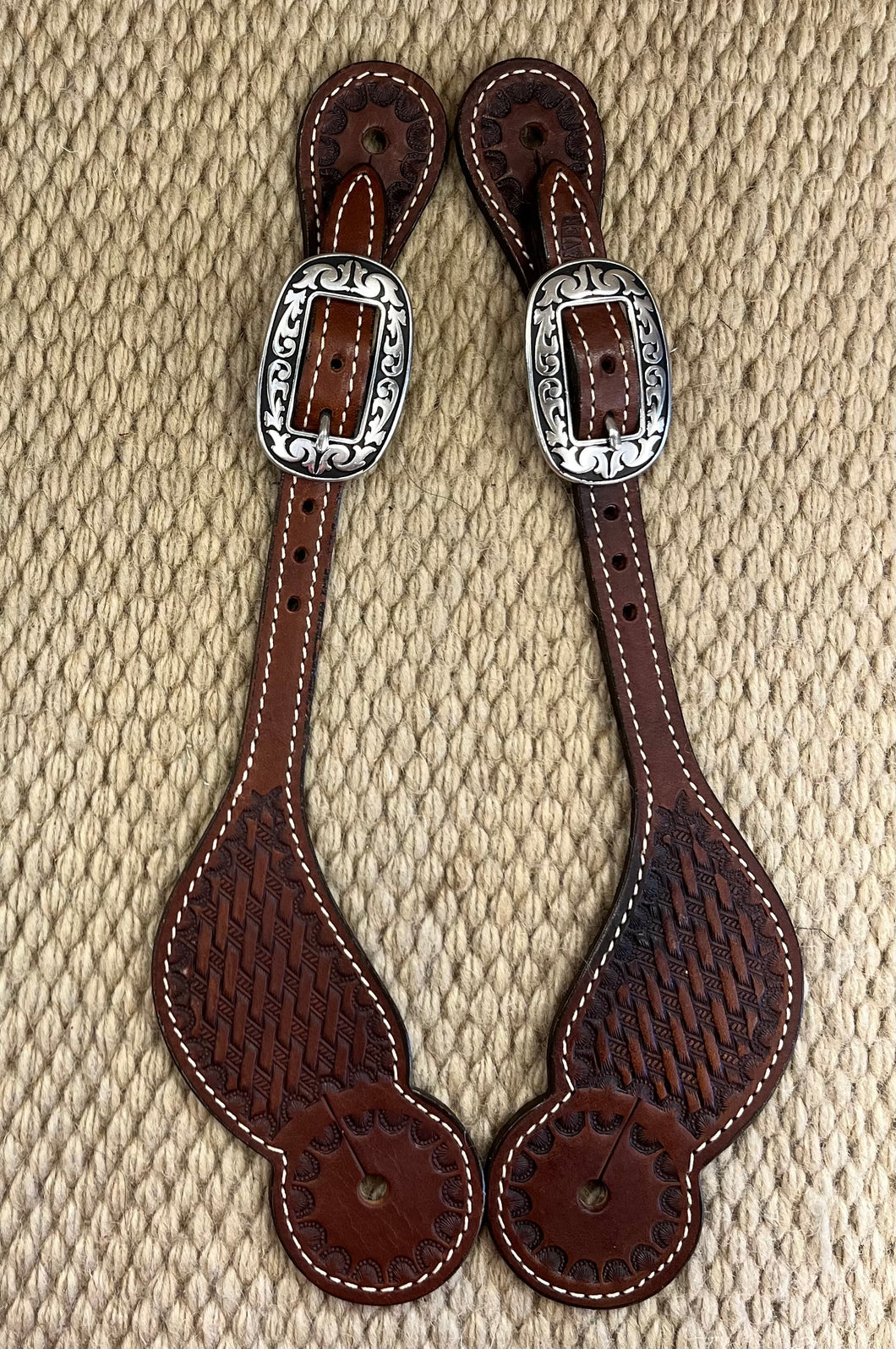 Spur Straps - SPS118 - Weaver Shaped Cowboy Basin Chocolate Brown