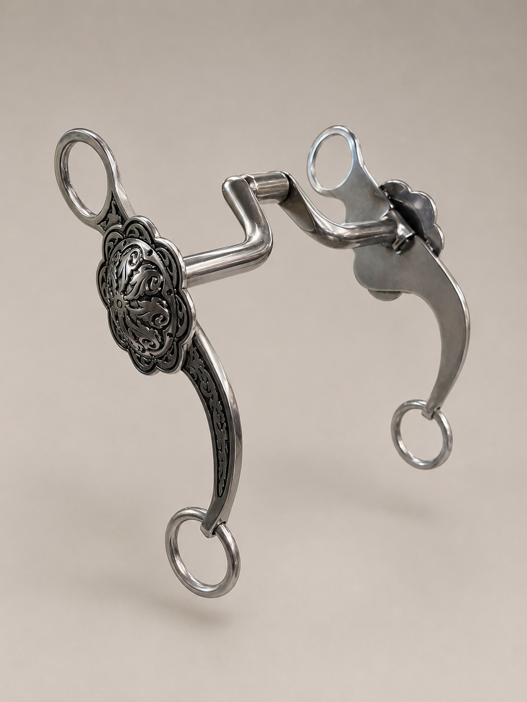 BIT - JW18 - Jeremiah Watt Short Shank Hinge Port w/ Concho