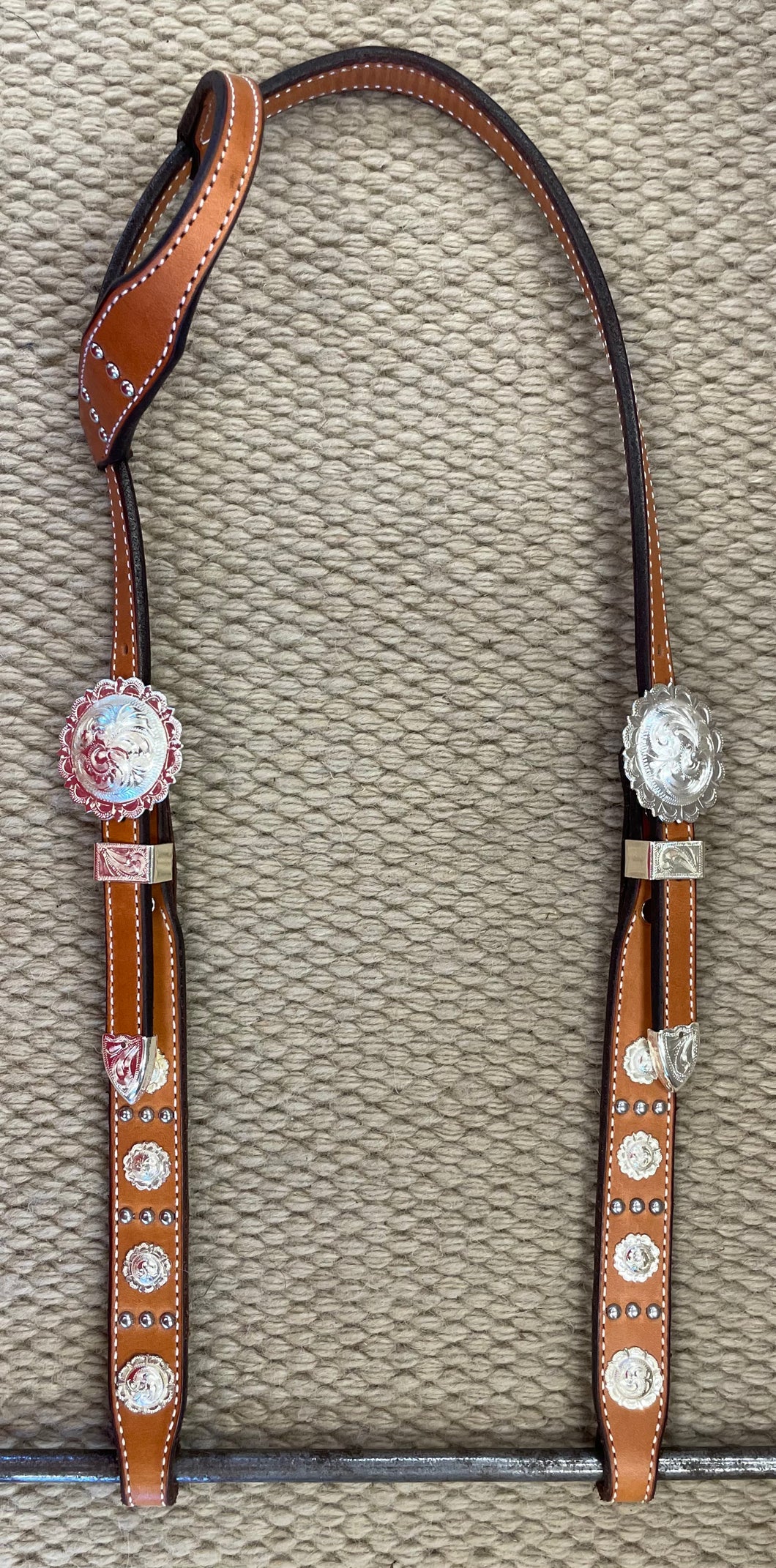 Headstall - HS276 - Plain No Oil Single Ear w/ Three Spots and Silver Plated Conchos