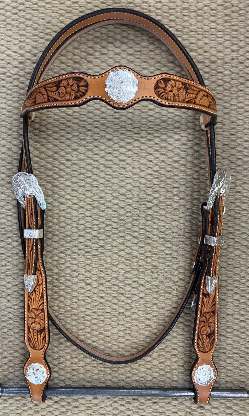 Headstall - HS42 - Floral Antique w/ Silver Plate