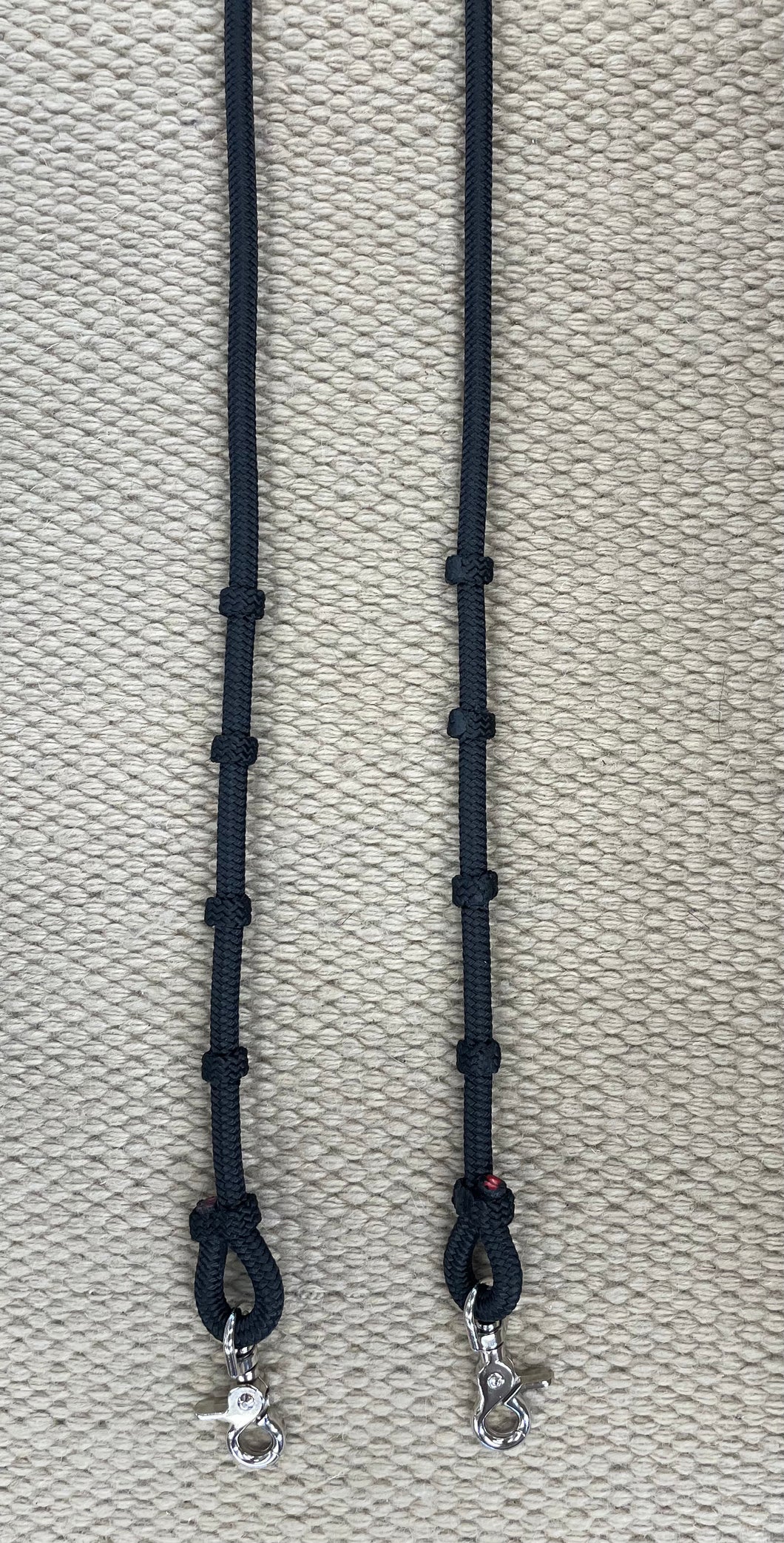 Closed Reins - CR45 - 16 Plait Black Poly Yacht w/ Snaps 10'